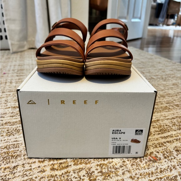 Reef Women's Aura Escape Sandals Size 9 NWB - Picture 3 of 9